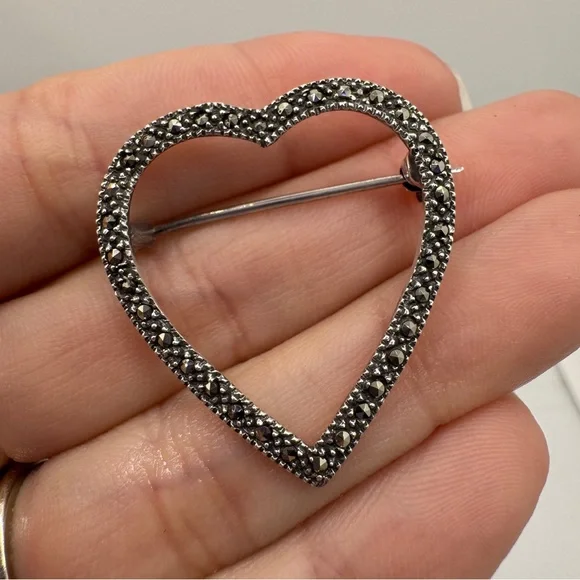 Vintage Sterling Silver Brooch Pin .925 Marcasite - Picture 2 of 7